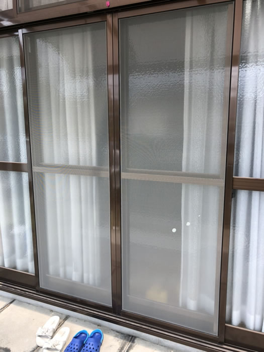 渋川市のお客様網戸の張替え写真
