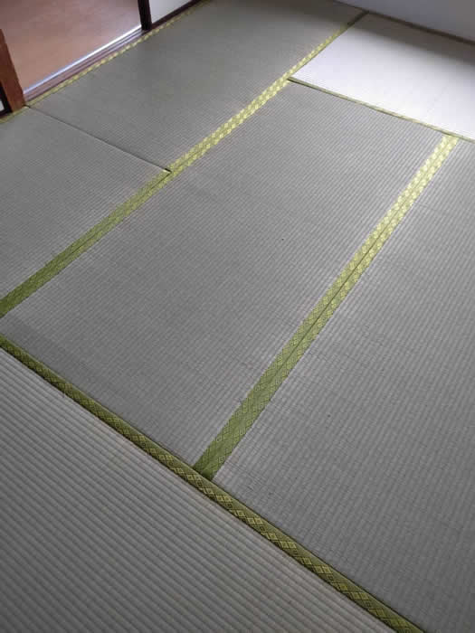 神崎郡のお客様網戸の張替え写真