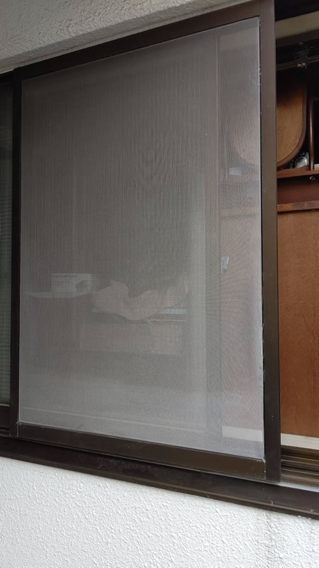 伊勢市のお客様網戸の張替え写真