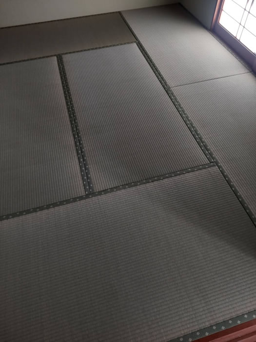 大月市のお客様網戸の張替え写真