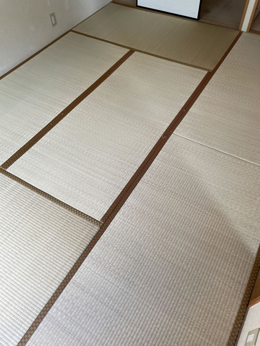 都留市のお客様網戸の張替え写真