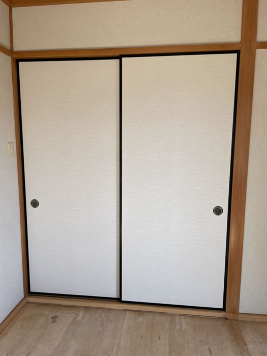 中央市のお客様襖の張替え写真