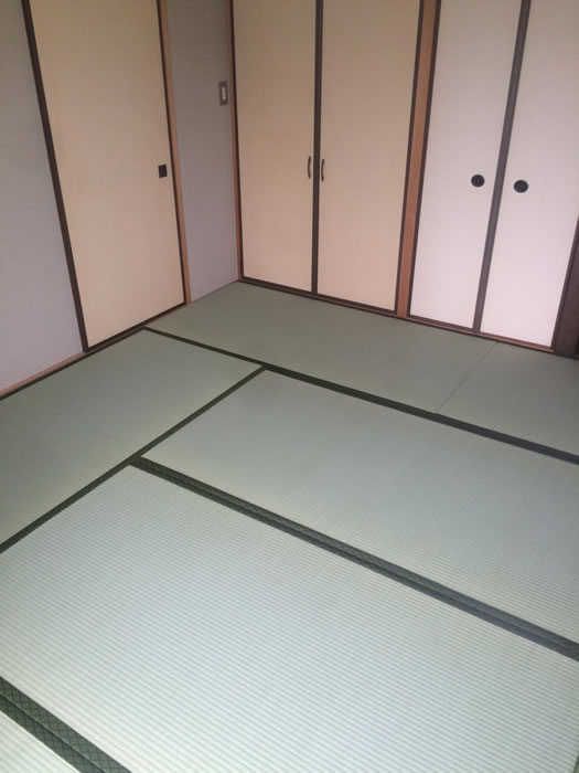 上野原市のお客様網戸の張替え写真